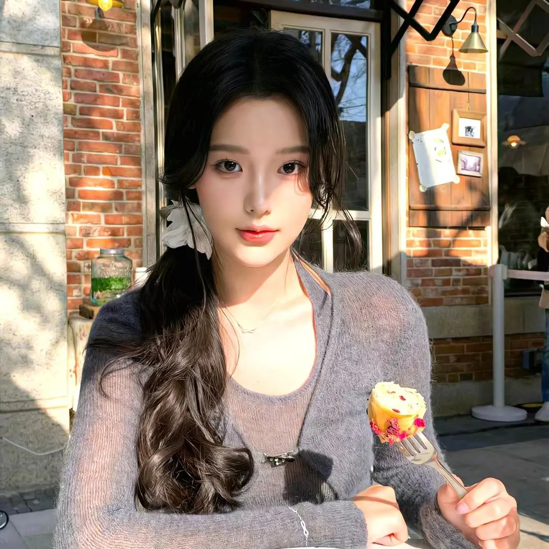 两个英国女孩与欧陆海报